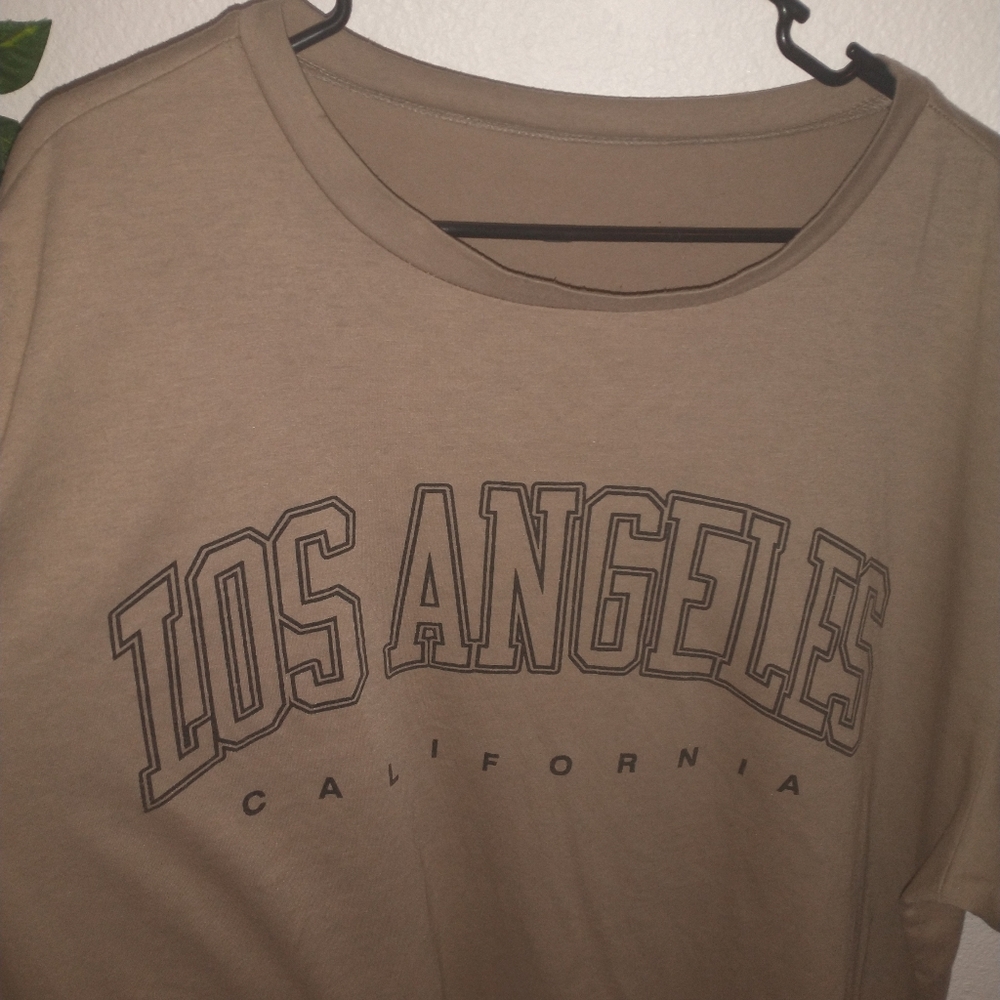 Oversized t - Picture 2 of 2
